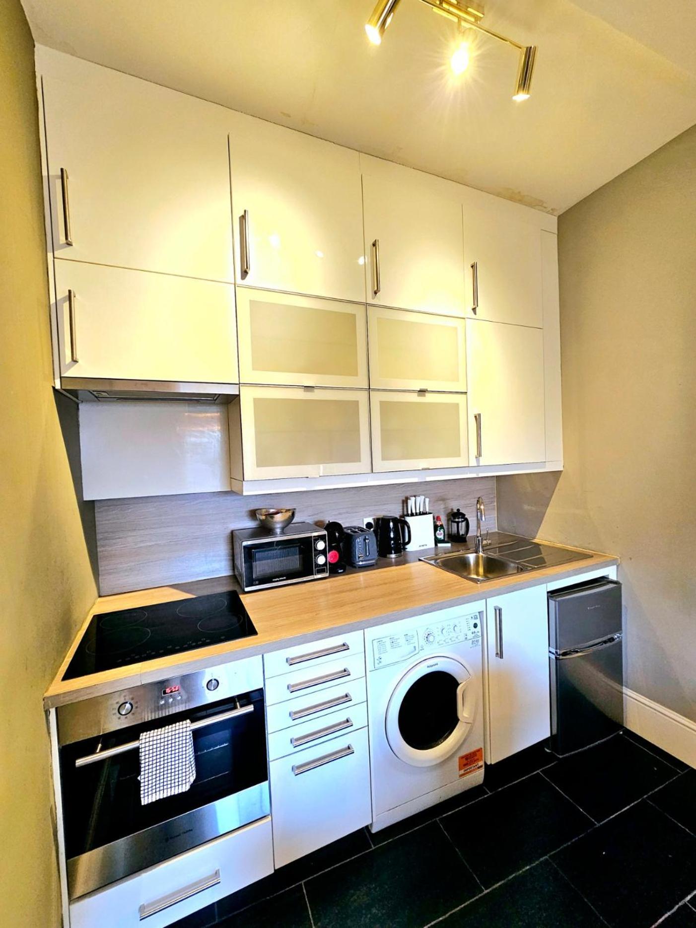 Gorgeous Hyde Park Home With Elevator Access By Tube Metro Stations ロンドン エクステリア 写真