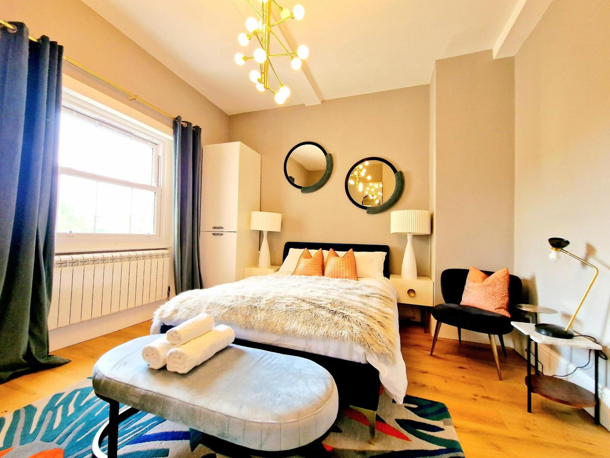 Gorgeous Hyde Park Home With Elevator Access By Tube Metro Stations ロンドン エクステリア 写真